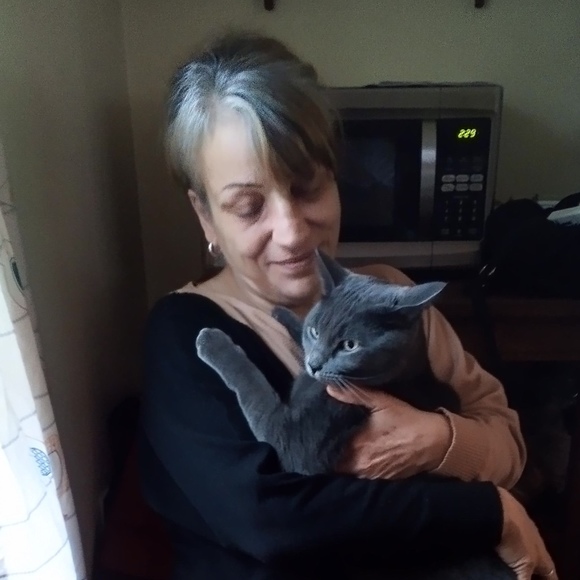 Meet your Posher, Joann - Picture 1 of 1